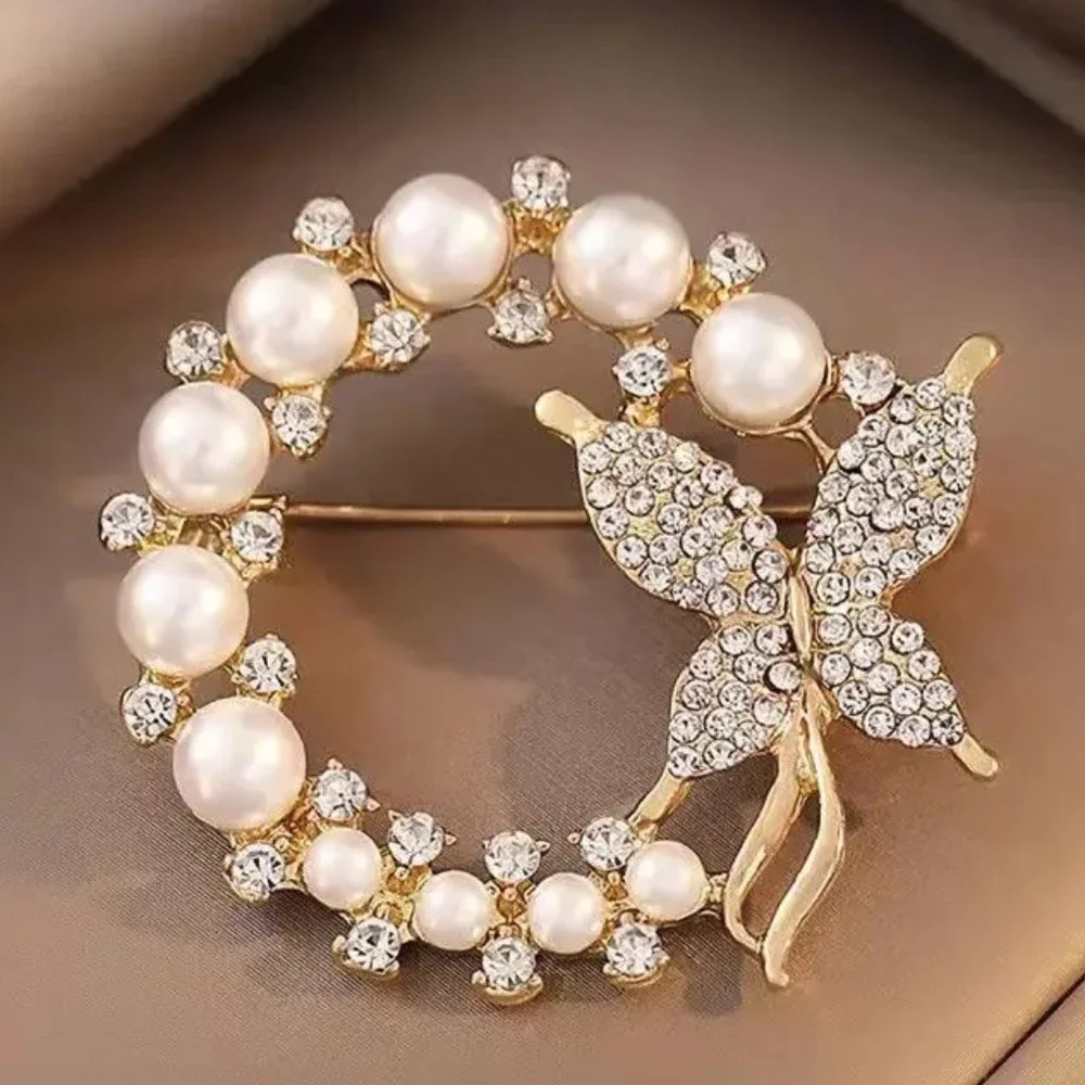 Butterfly Pearl Brooch Rhinestone Circle Wreath Stylish Glam Stunning Classy MCM